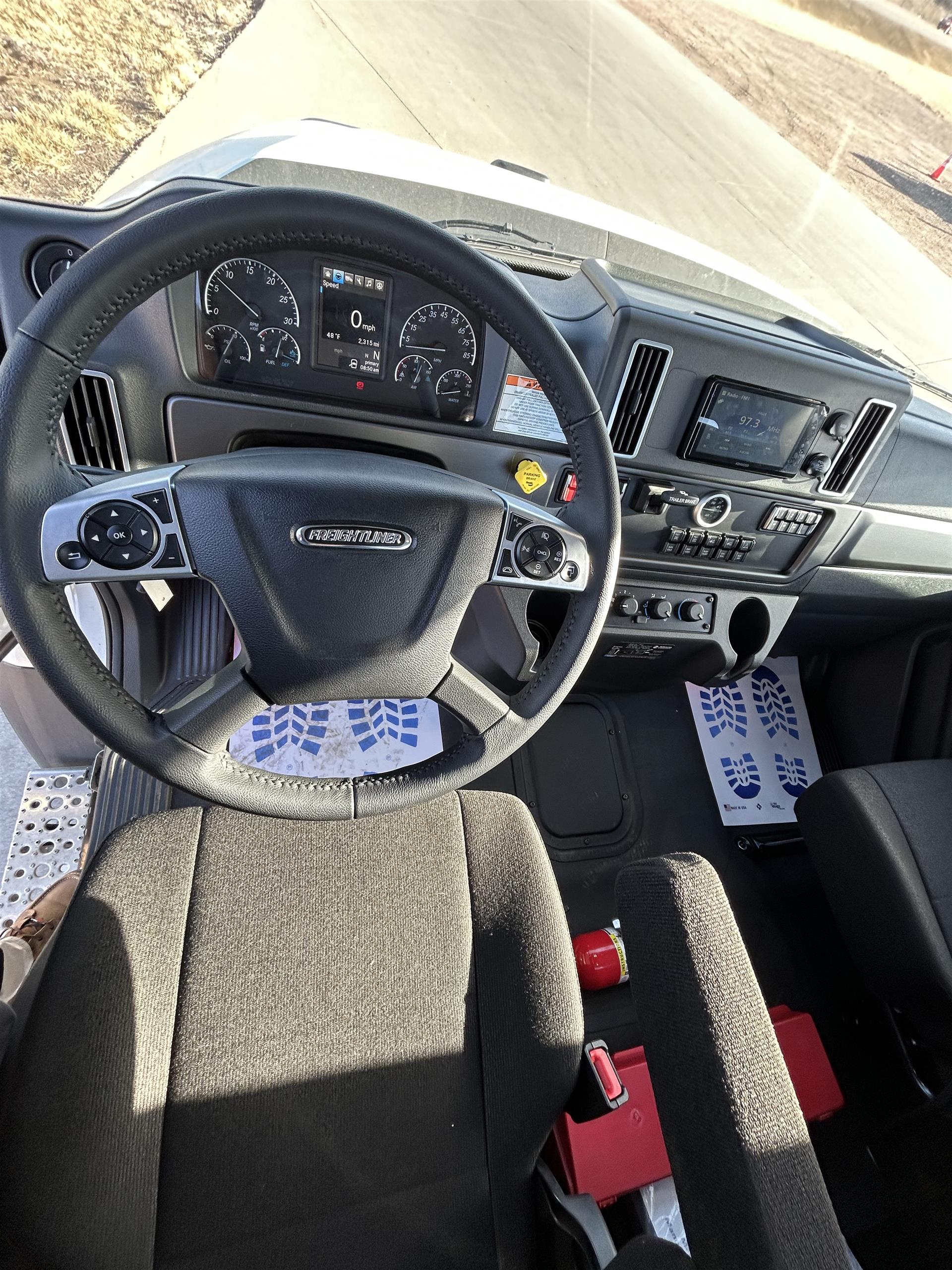 2026 Freightliner 114SD - image 9