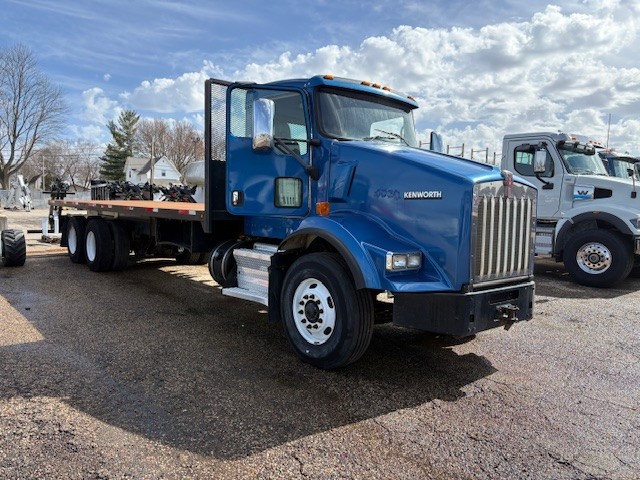 2015 Kenworth T800 in Marshfield, WI