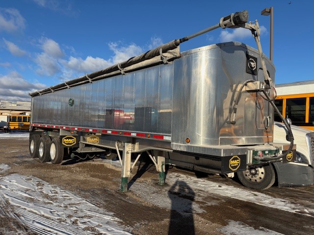 2018 MAC Trailer - image 5