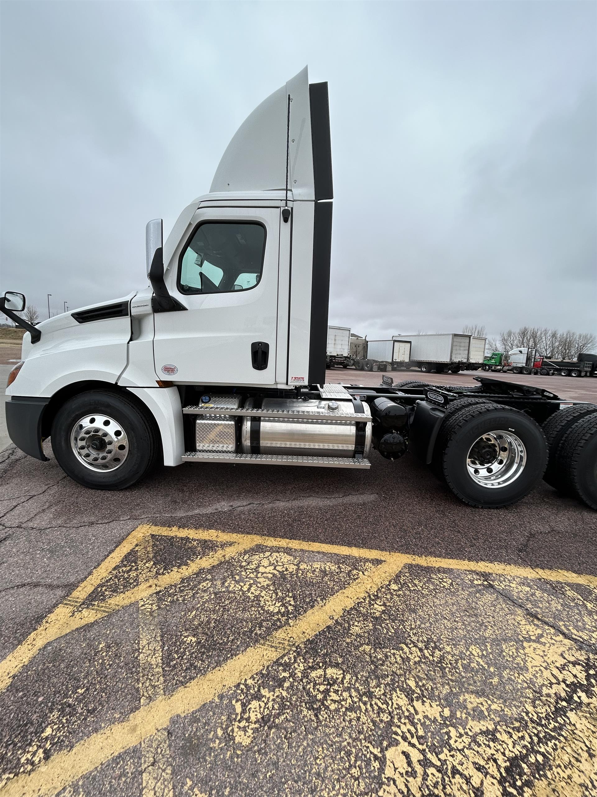 2026 Freightliner - image 7