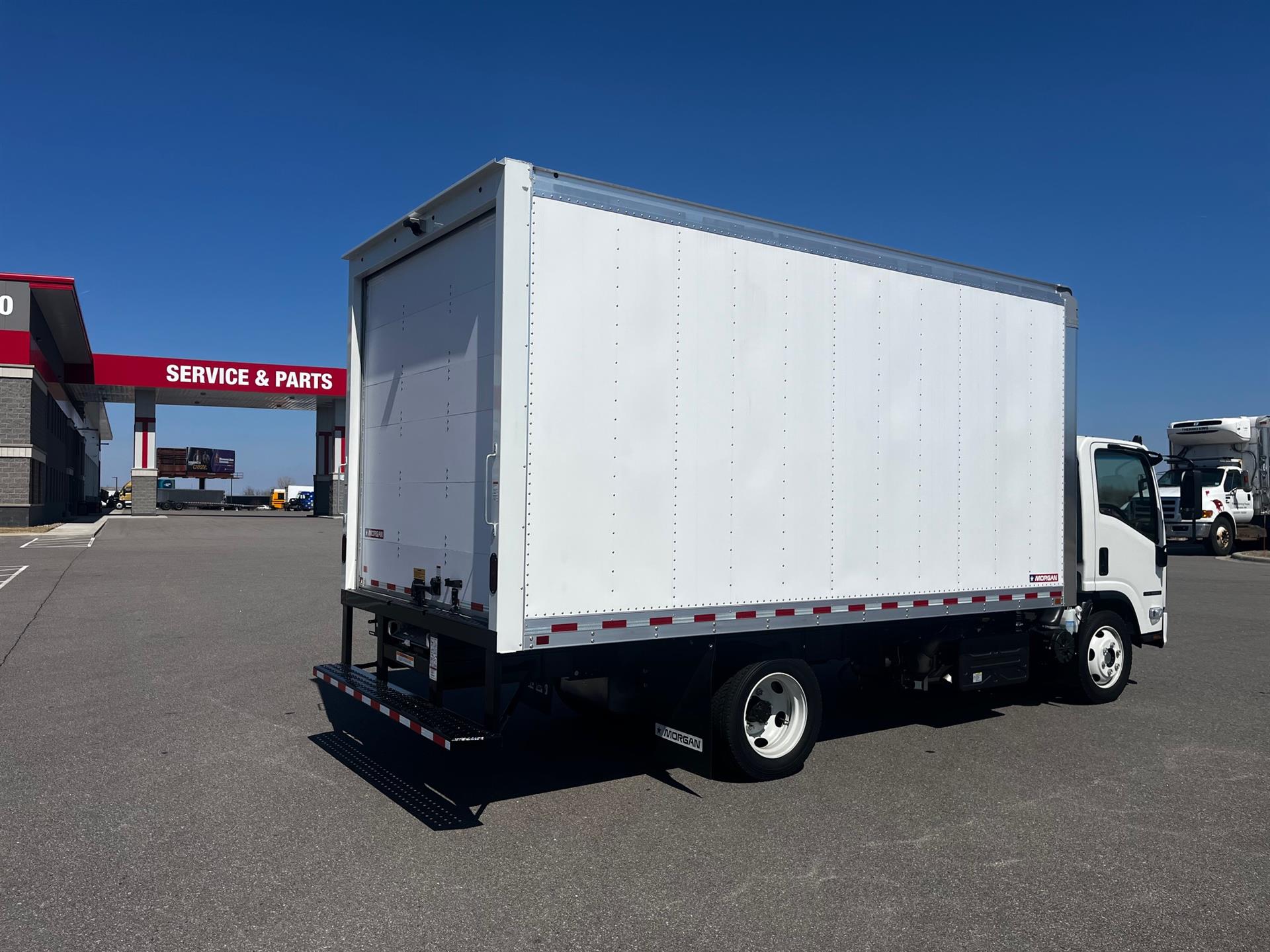 2026 Isuzu NRR - image 2