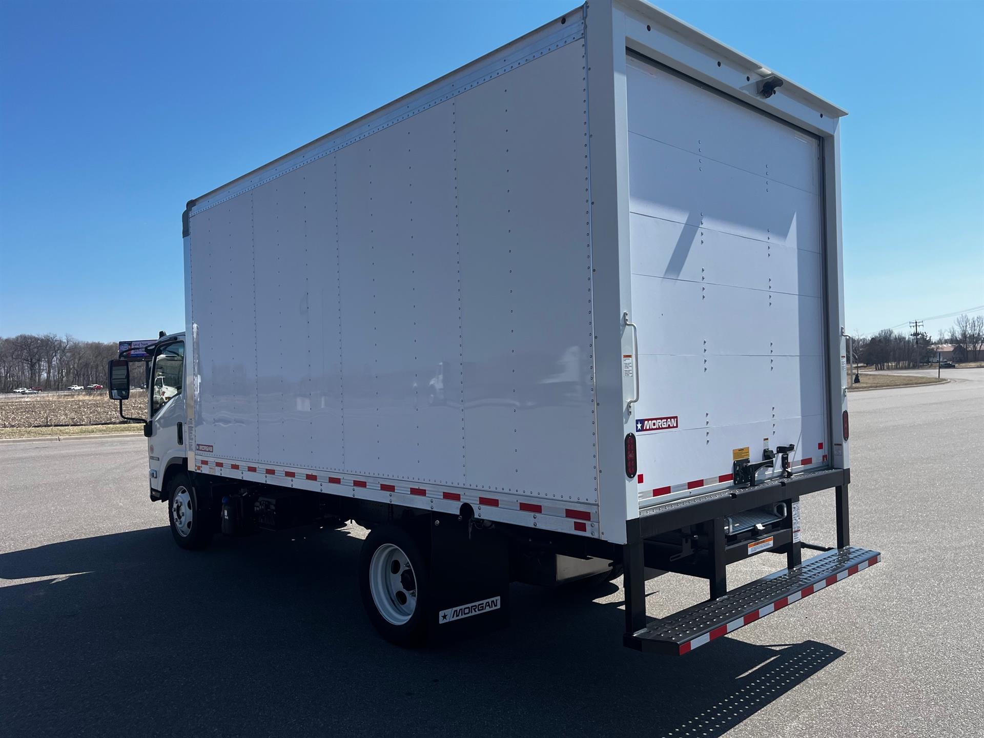 2026 Isuzu NRR - image 5