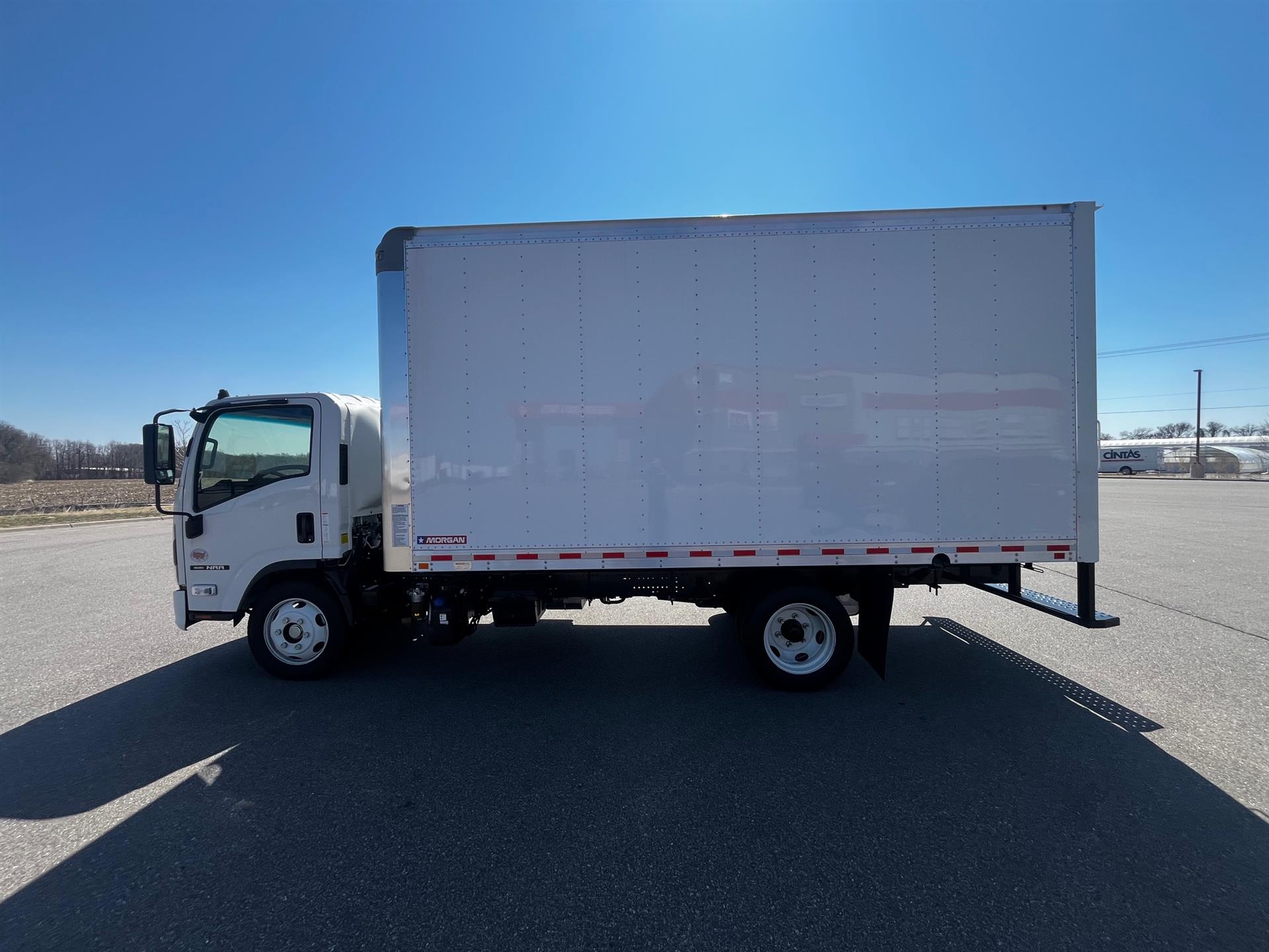 2026 Isuzu NRR - image 6