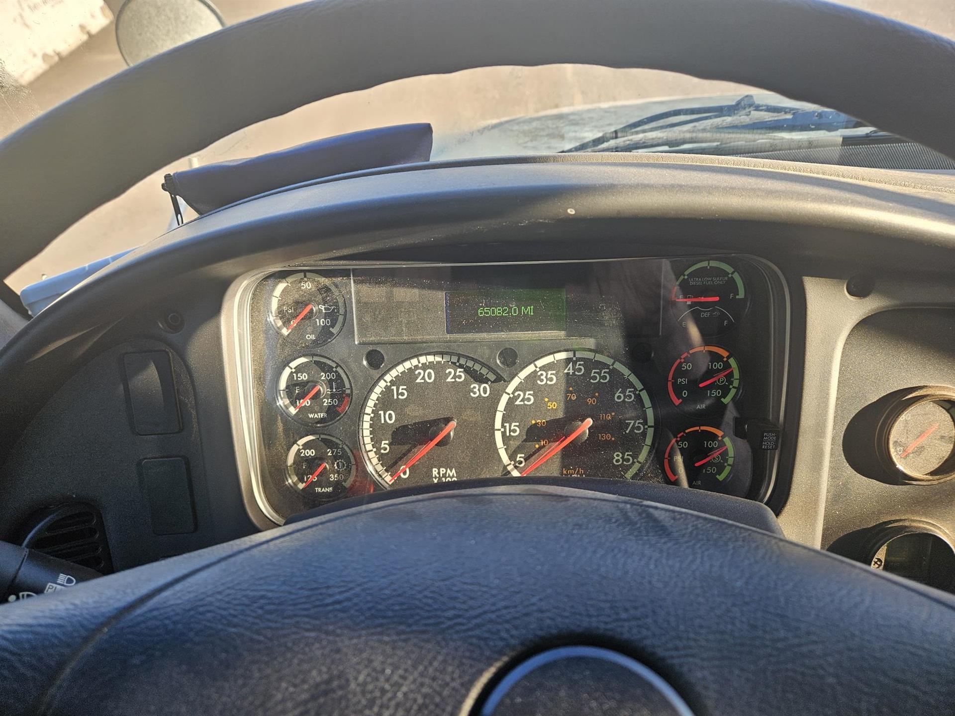 2020 Freightliner M2 106 - image 5