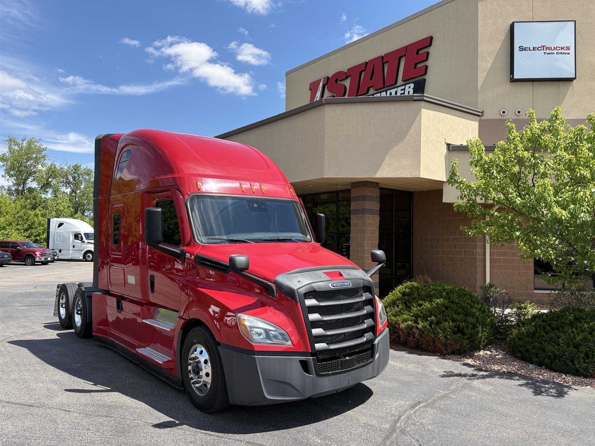 2024 Freightliner Cascadia in Inver Grove Heights, MN
