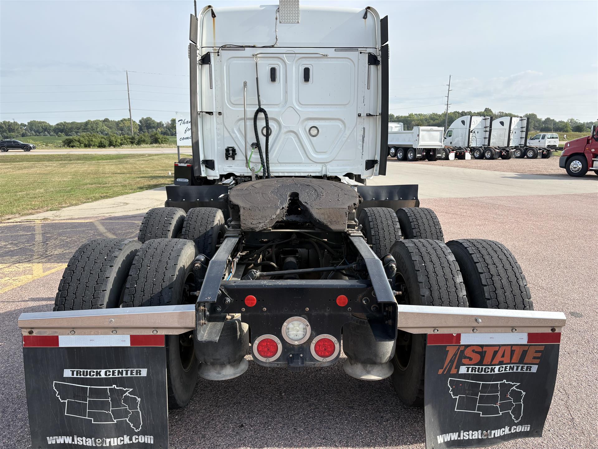 2020 Freightliner Cascadia in Sioux Falls, SD — photo 5