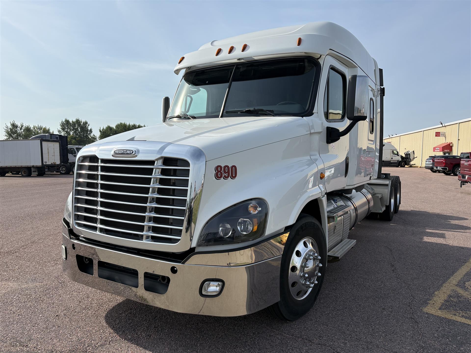 2020 Freightliner Cascadia in Sioux Falls, SD — photo 6