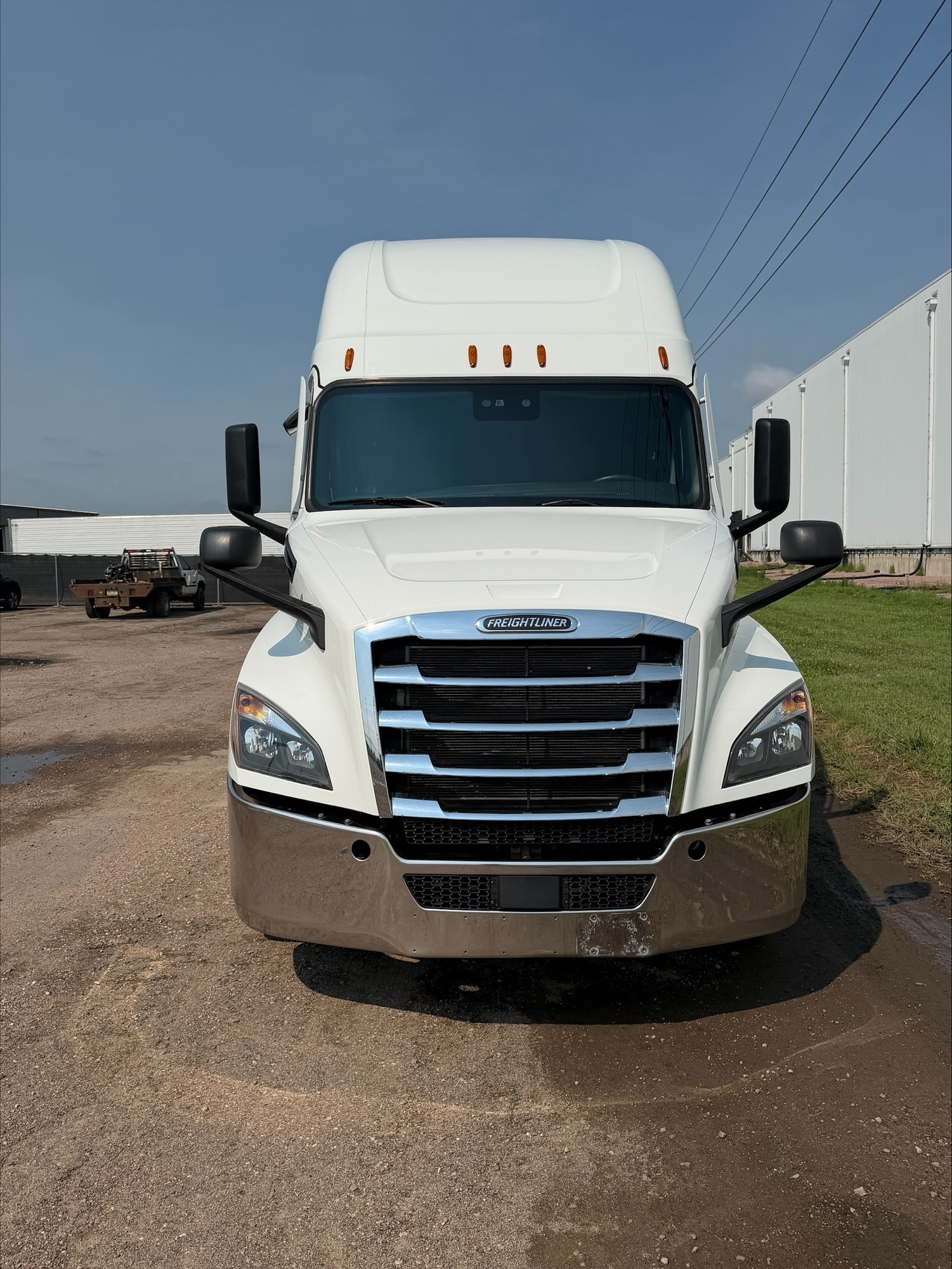 2022 Freightliner Cascadia in Sioux City, IA — photo 5