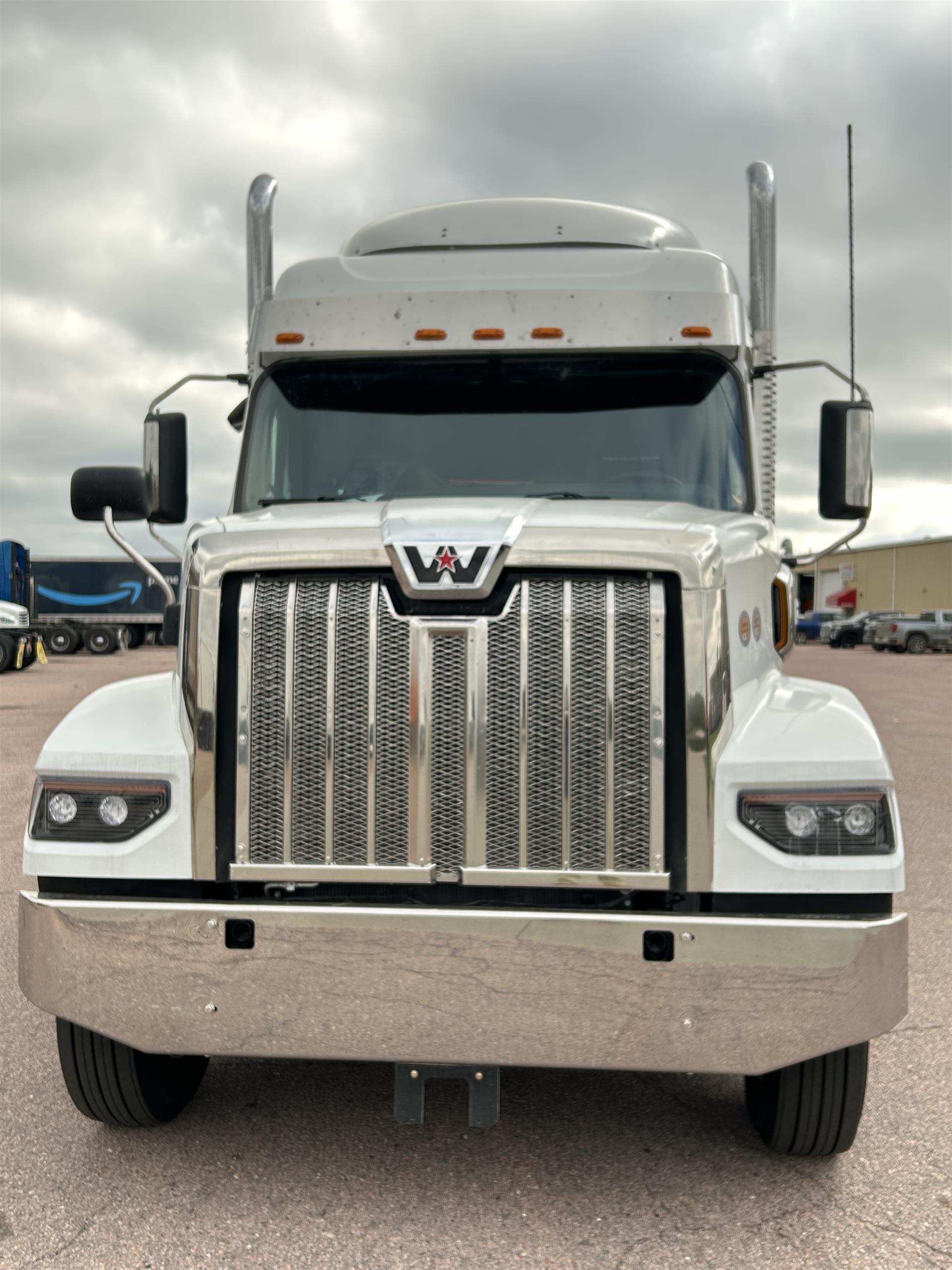 2027 Western Star 49X in Sioux Falls, SD — photo 3