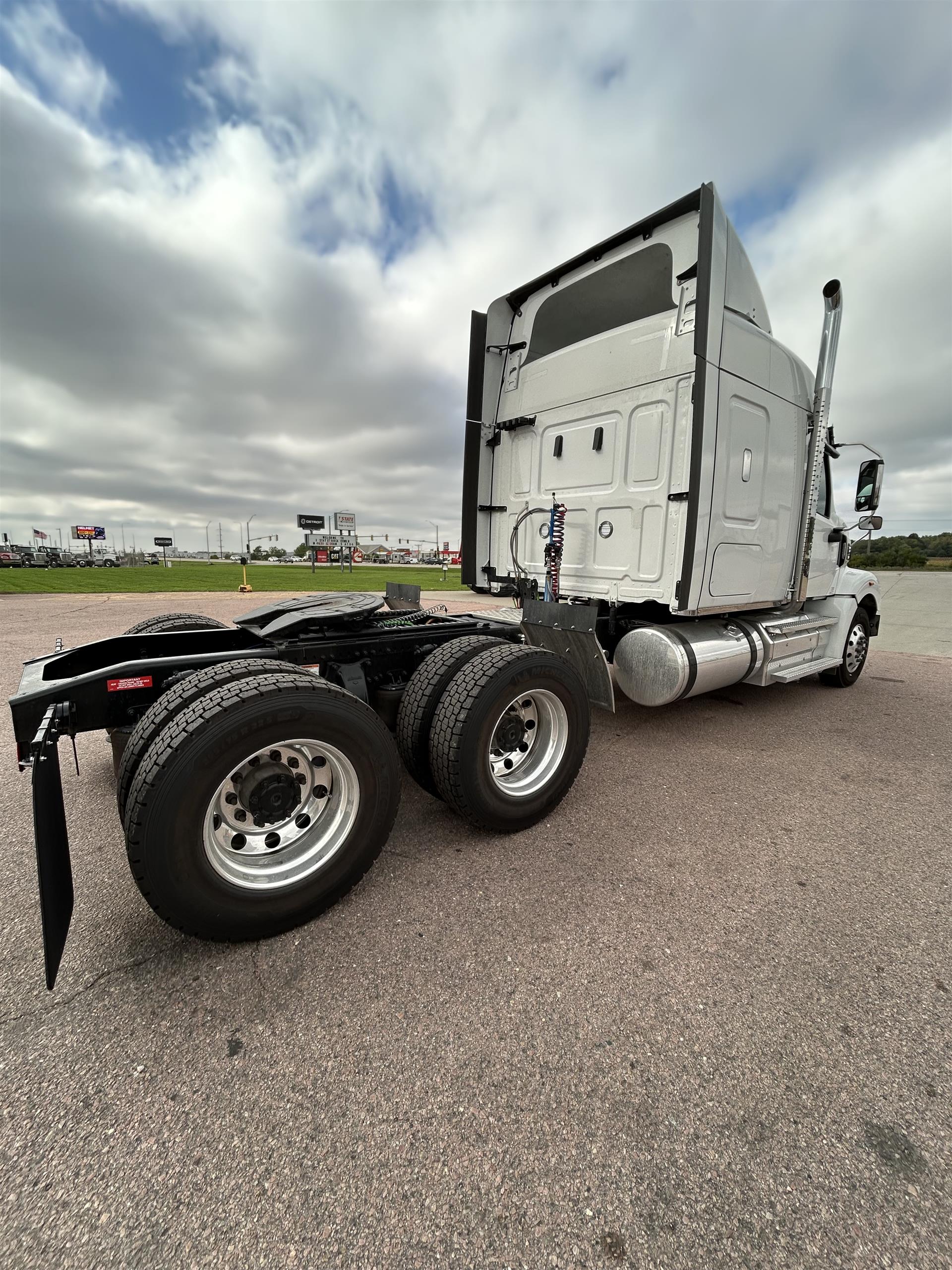 2027 Western Star 49X in Sioux Falls, SD — photo 6