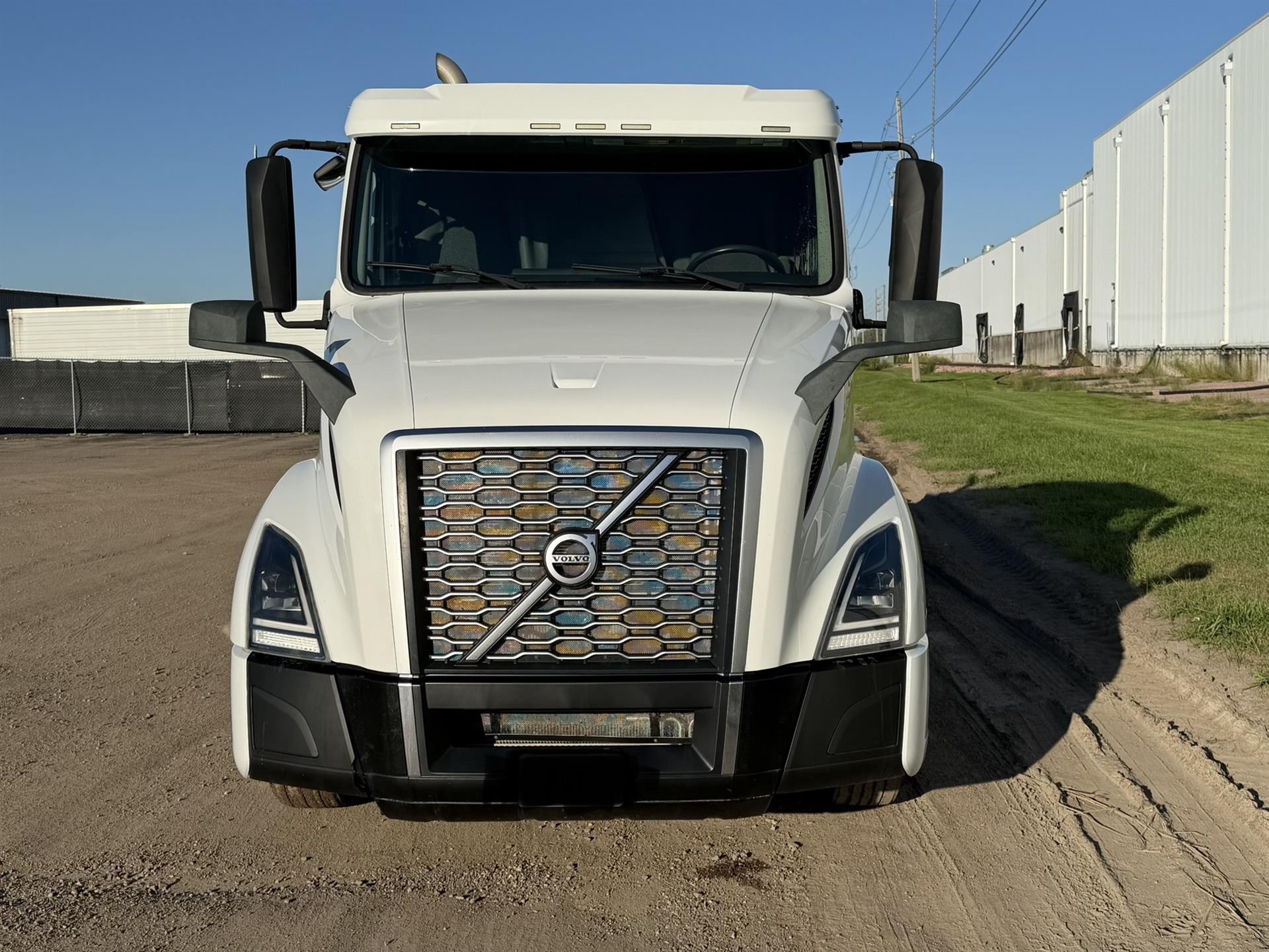 2020 Volvo in Sioux City, IA — photo 5