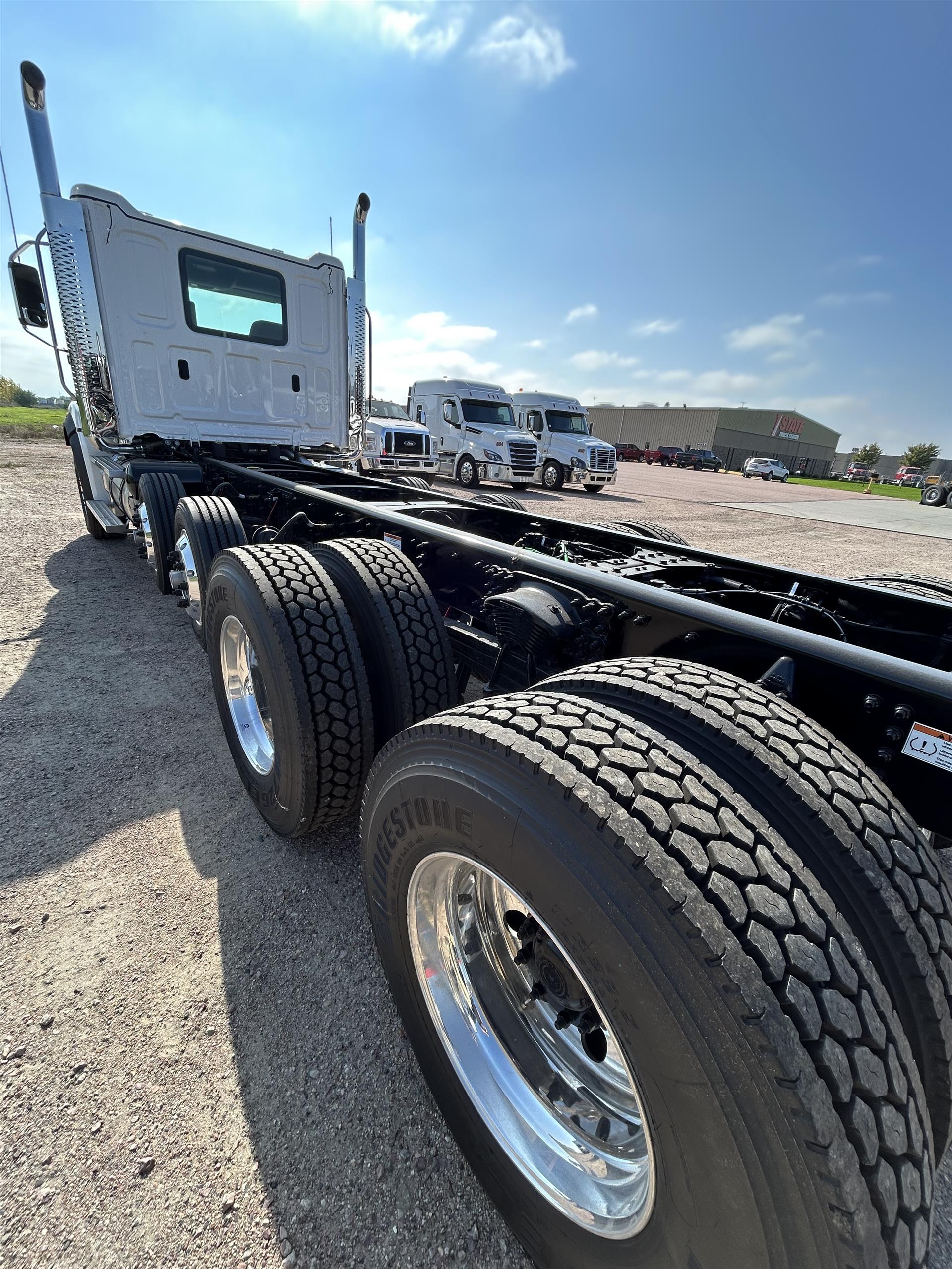 2027 Western Star 47X in Sioux Falls, SD — photo 7