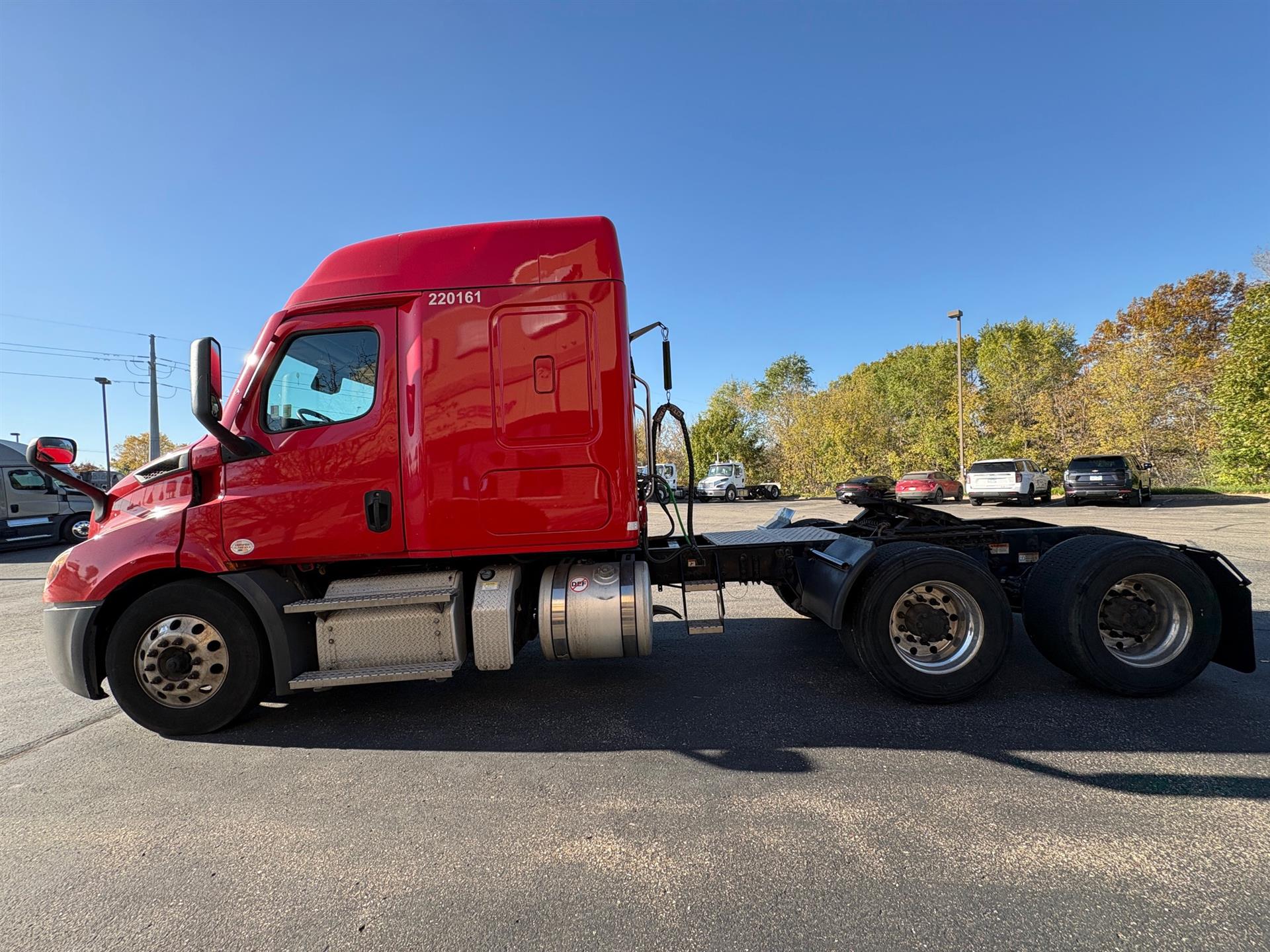 2020 Freightliner in Inver Grove Heights, MN — photo 4