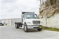 2017 Freightliner M2106