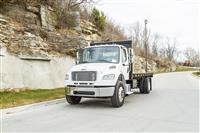 2017 Freightliner M2106