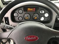 2016 Peterbilt 337