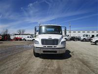 2019 Freightliner M2106