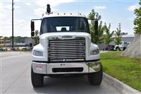 2012 Freightliner M2106