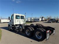 2025 Freightliner Cascadia 126