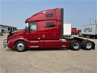 2021 Volvo VNL64T760