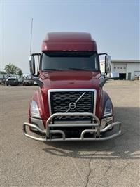 2021 Volvo VNL64T760