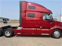 2021 Volvo VNL64T760