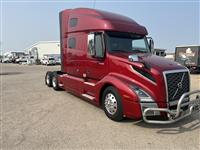 2021 Volvo VNL64T760