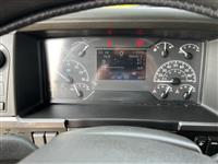 2021 Volvo VNL64T760