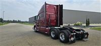 2021 Volvo VNL64T760