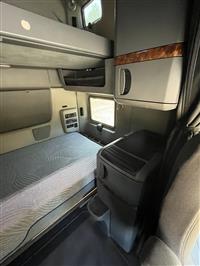 2021 International LT625