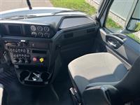 2018 International LT625