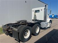 2003 Kenworth T800