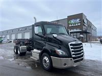 2026 Freightliner Cascadia 116