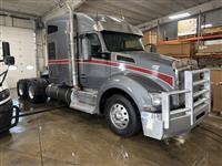 2023 Kenworth T880