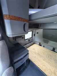 2022 International LT625