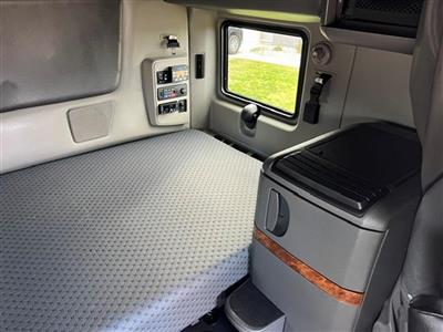 2022 International LT625