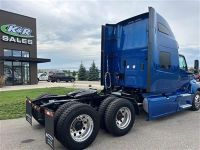 2022 International LT625