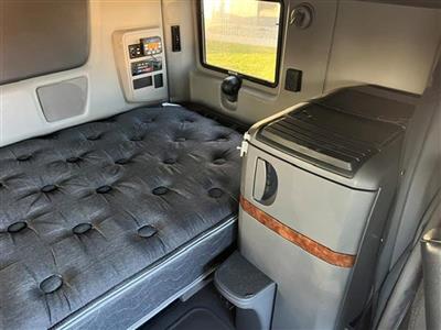 2022 International LT625