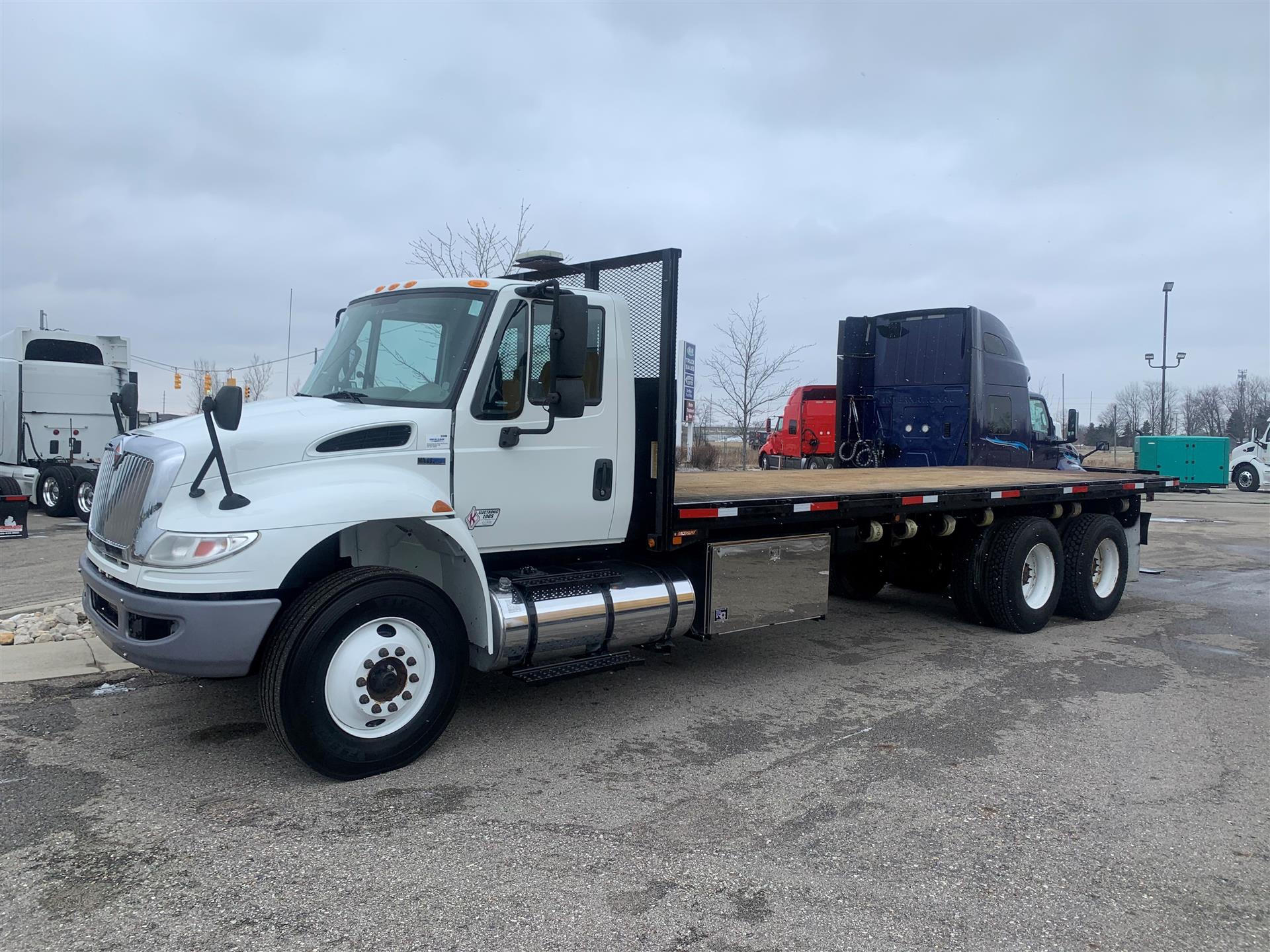 International 4400 SBA Vocational Trucks For Sale