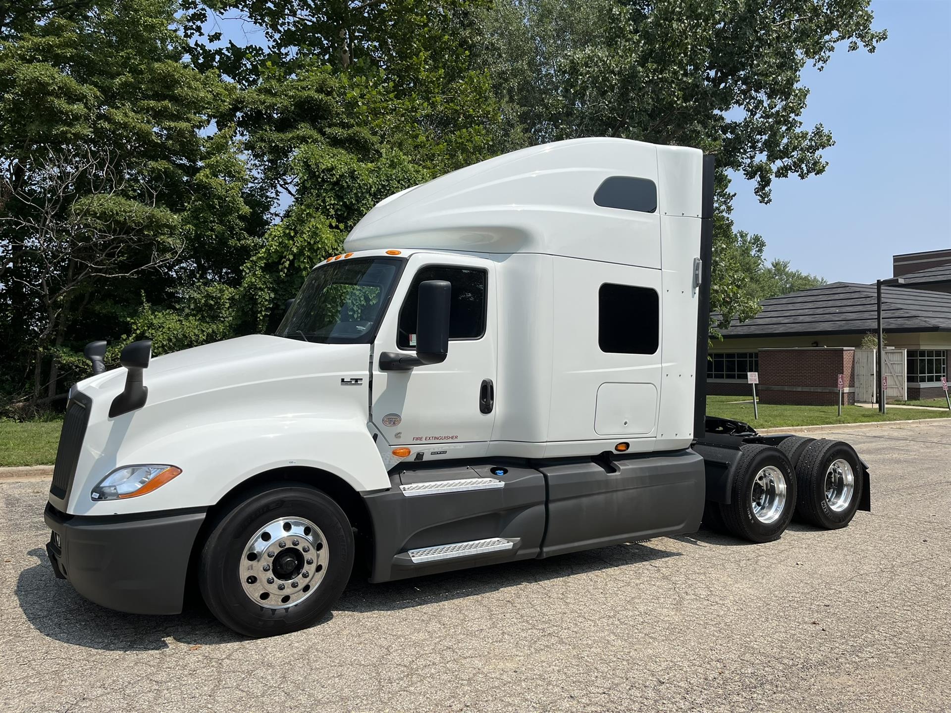 2021 International LT625