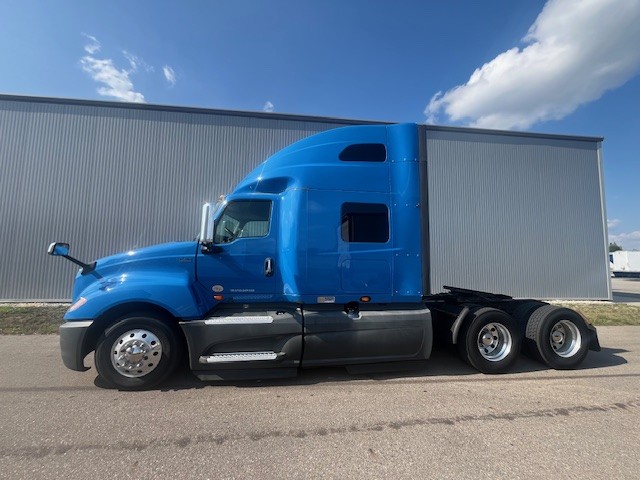 2018 International LT625