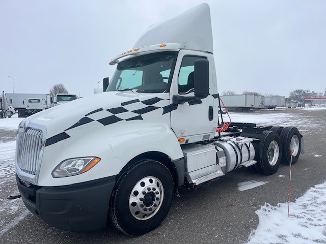 2018 International LT625