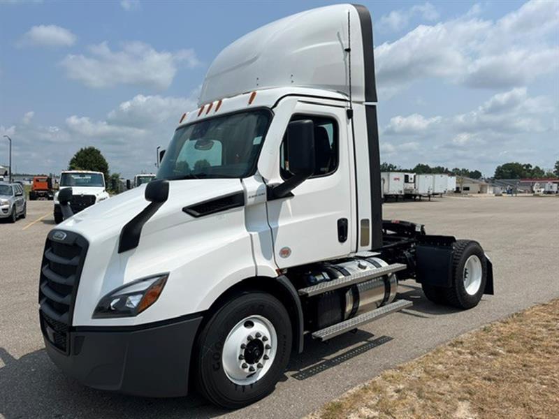 2026 Freightliner Cascadia