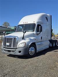 2014 Freightliner CASCADIA