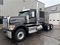 2026 International HX520 SLEEPER