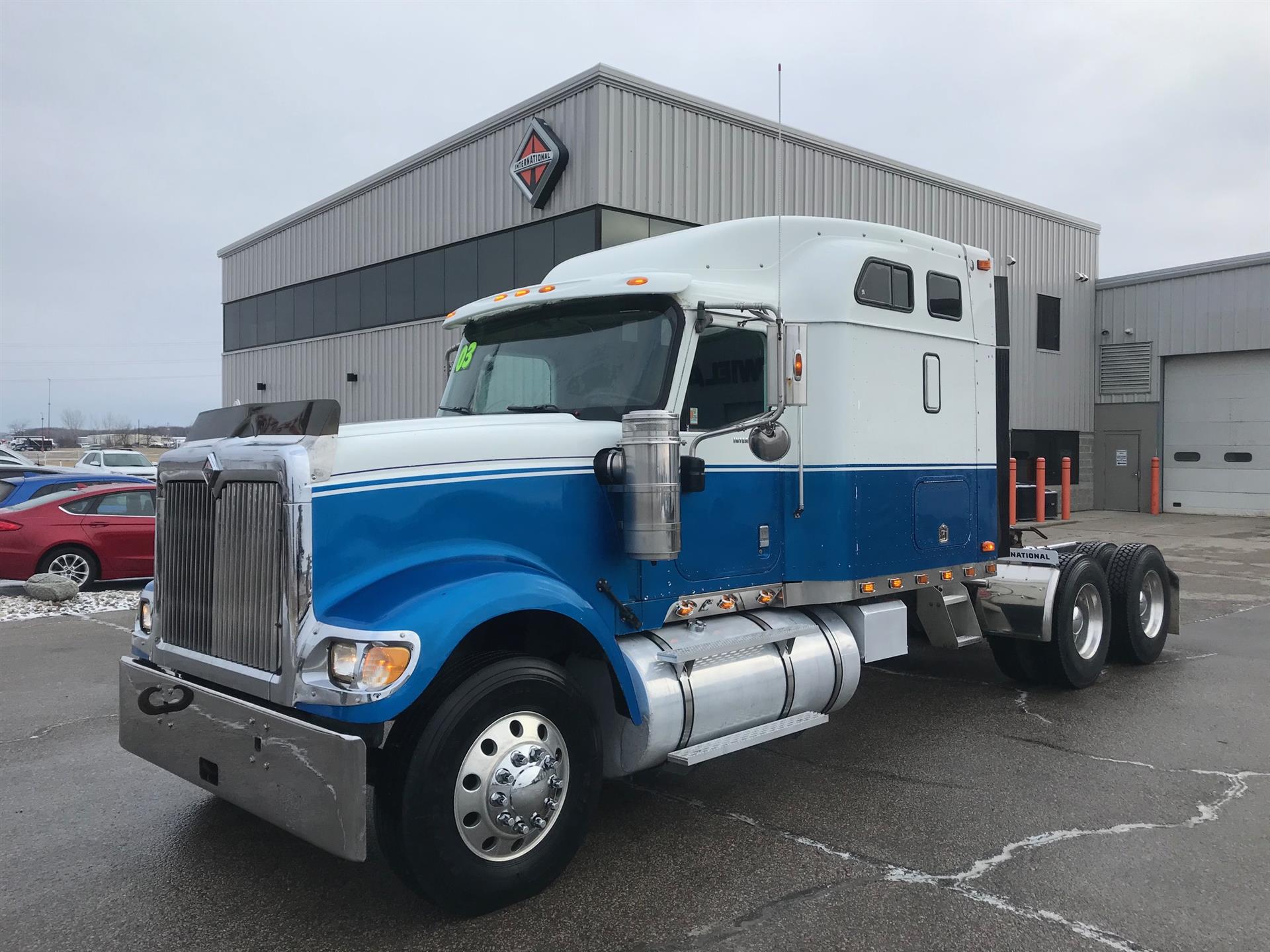 2003 International 9900i