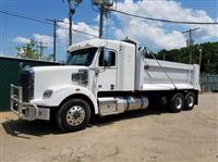 2015 Freightliner Coronado