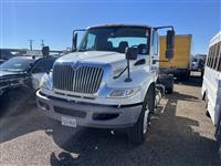 2015 International 4300 C&C