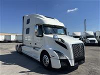 2020 Volvo VNL860
