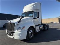 2027 International LT625